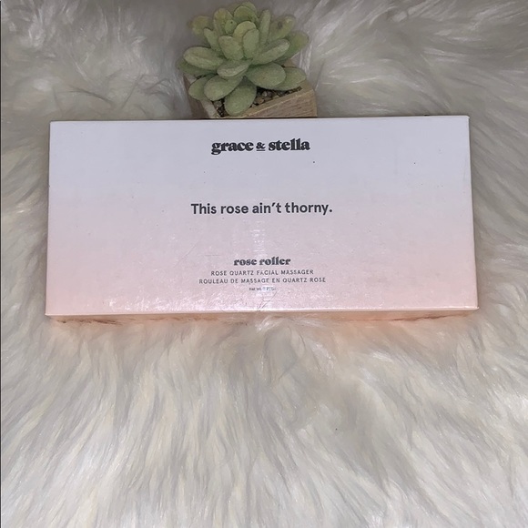 💥SOLD 💥GRACE & STELLA Rose Quartz Facial Roller - Picture 4 of 8